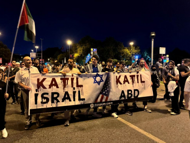 Foto - Binlerce Müslüman Beyazıt Meydanı'nda haykırdı! Mescid-i Aksa özgür oluncaya kadar cihada devam