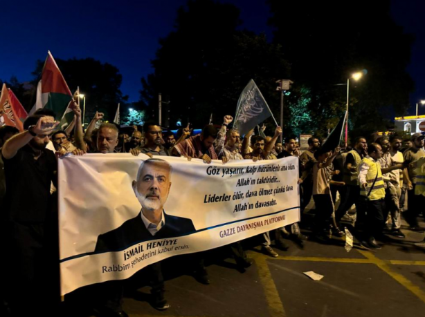 Foto - Binlerce Müslüman Beyazıt Meydanı'nda haykırdı! Mescid-i Aksa özgür oluncaya kadar cihada devam