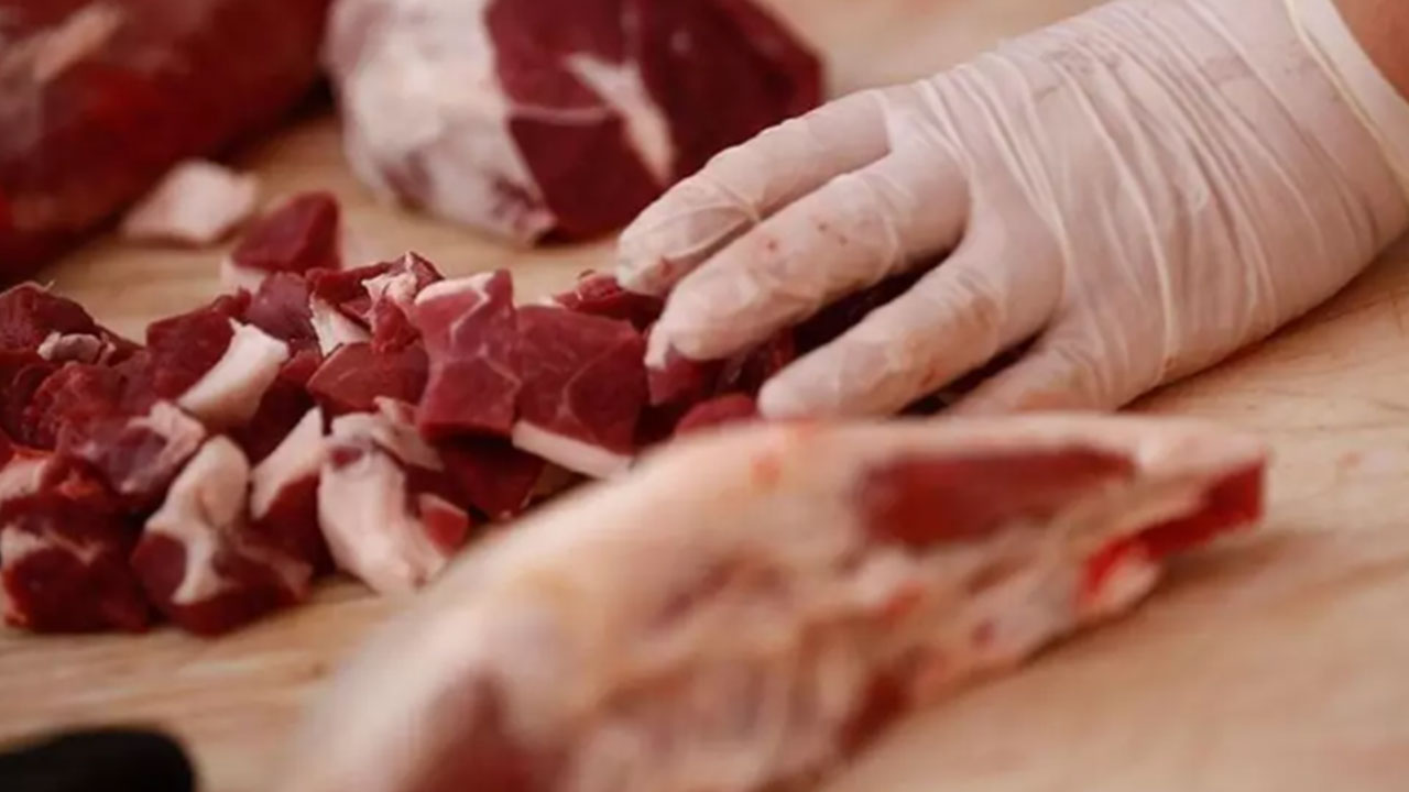 Foto - Binlerce vatandaşa domuz eti yediren firmadan şok açıklama: Dini dünyevi uhrevi hassasiyetimiz biliniyor