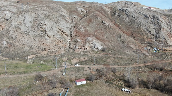 Foto - Binlerce yıldır ayakta! Turizme kazandırılmayı bekliyor