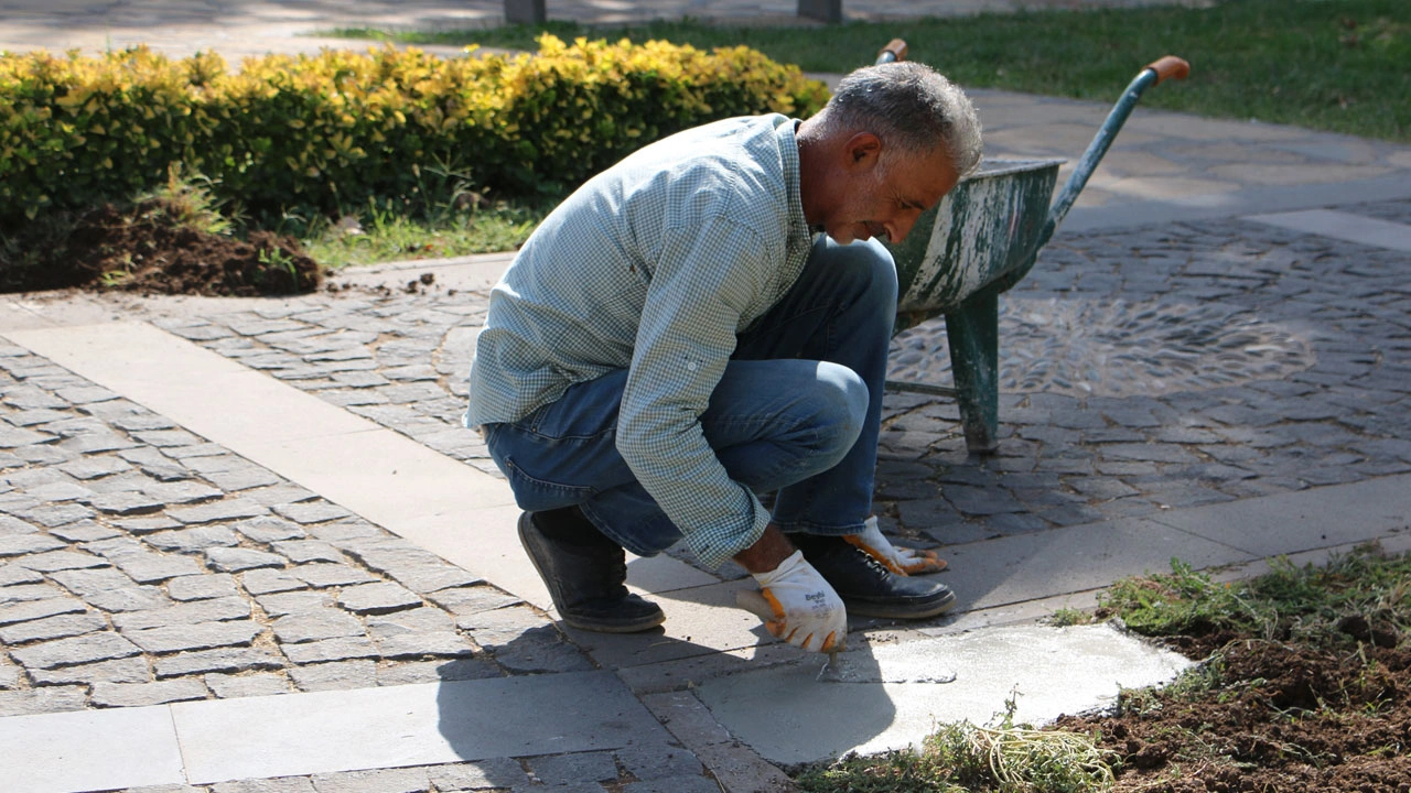 Foto - Binlerce yıllık miras gün yüzüne çıkıyor! Roma esintili ‘Sütunlu Yol’ inşası başladı