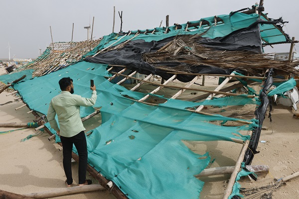 Foto - Biparjoy Fırtınası Hindistan'ı vurdu