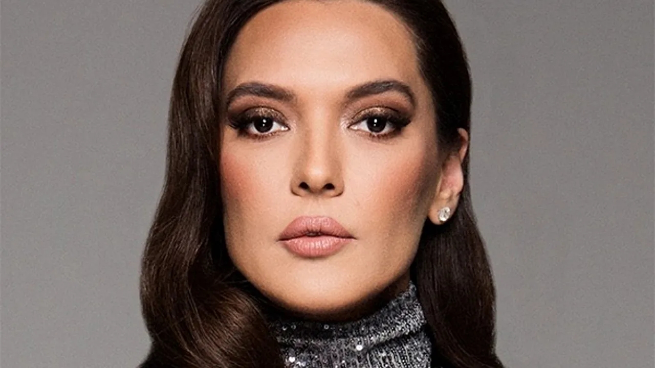 Foto - Bir AK Parti’ye, bir CHP’ye yanlayan Demet Akalın’dan ilginç çıkış