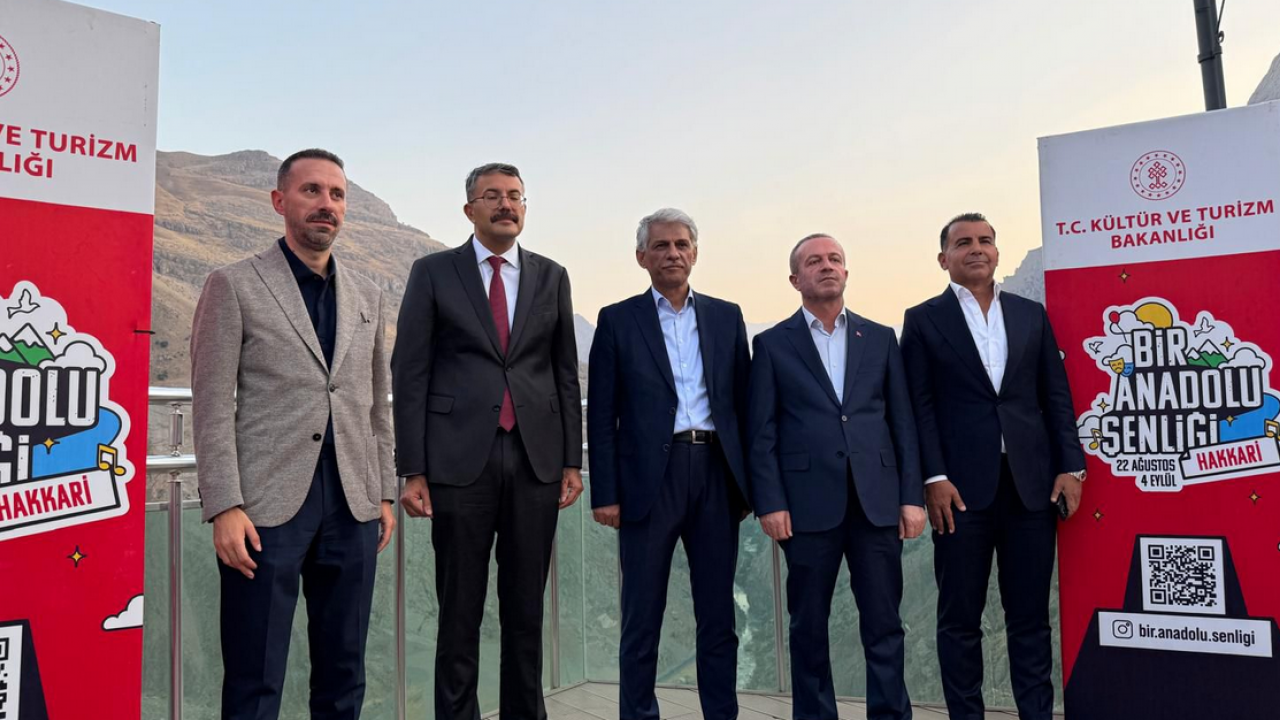 Foto - Bir Anadolu Şenliği Hakkari coşkuyla başladı: Kültür ve Turizm Bakanlığı’nın katkılarıyla…