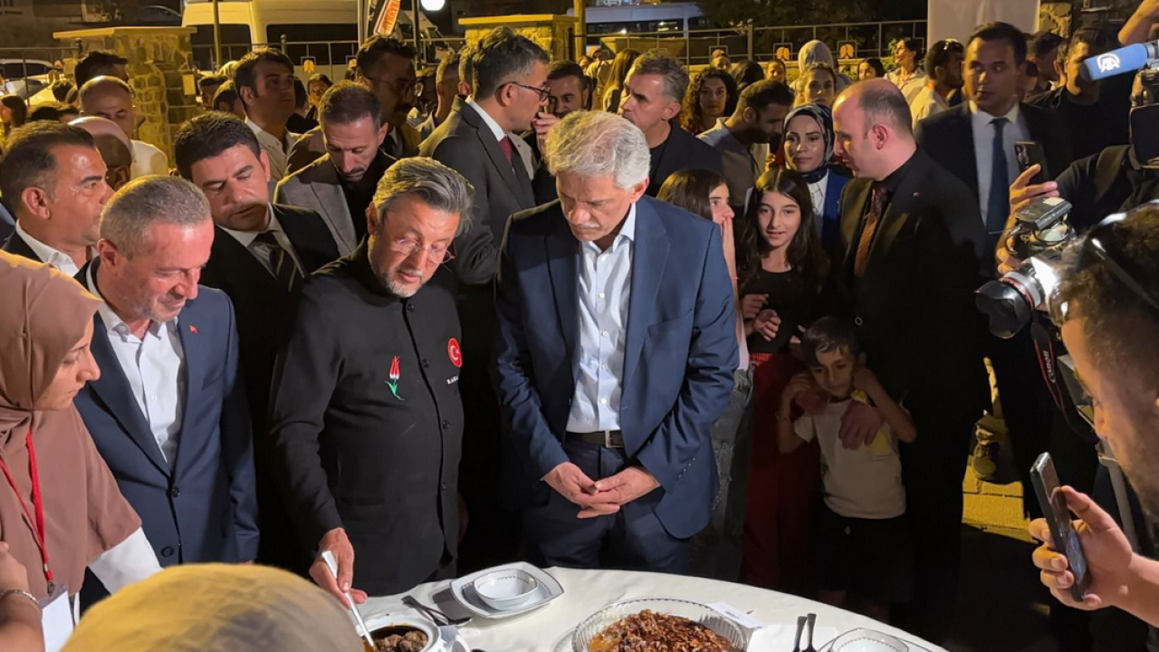 Bir Anadolu Şenliği Hakkari coşkuyla başladı: Kültür ve Turizm Bakanlığı’nın katkılarıyla…