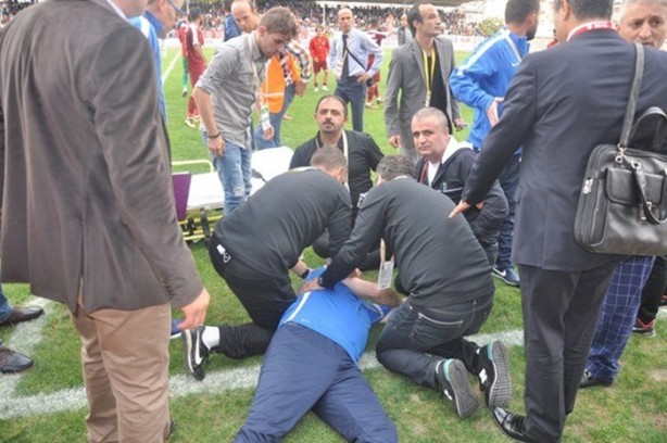 Foto - Bir anda yere yığıldı!