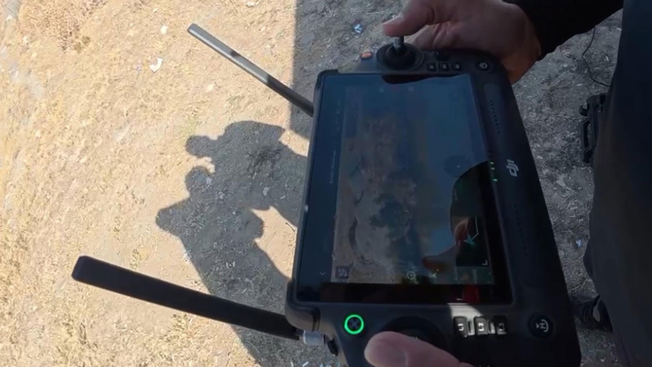 Foto - Bir anlık hata felakete dönüştü! Otomobil Karasu’ya uçtu