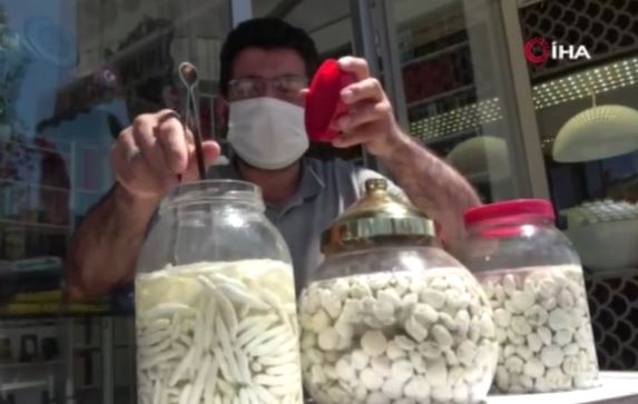 Foto - Bir ay çiğnenebiliyor! Bu sakızın fiyatı çeyrek altını geçti