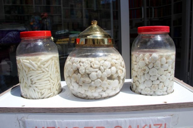 Foto - Bir ay çiğnenebiliyor! Bu sakızın fiyatı çeyrek altını geçti