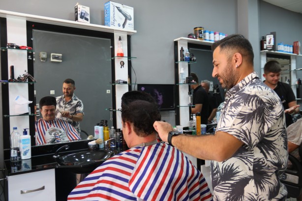 Foto - Bir bakan bir daha bakıyor! Bu saçın benzeri yok