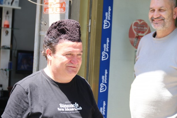 Foto - Bir bakan bir daha bakıyor! Bu saçın benzeri yok