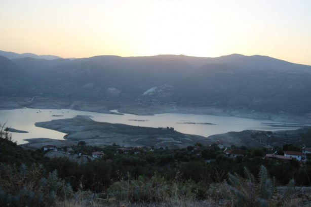 Foto - Bir baraj daha alarm veriyor! Korkutan görüntü