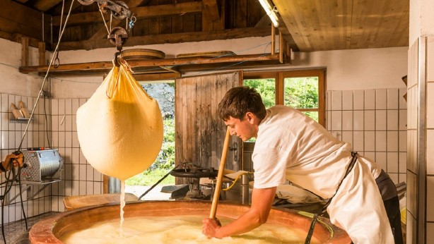 Foto - Bir bardak peynir suyu içmenin muhteşem faydası