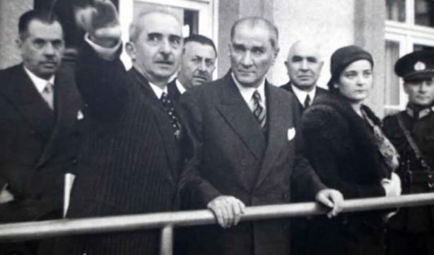 Foto - Bir başka açıdan Lozan! "Yurtta sulh, cihanda sulh" mu? "Hazır ol cenge ister isen sulh u salâh"mı?