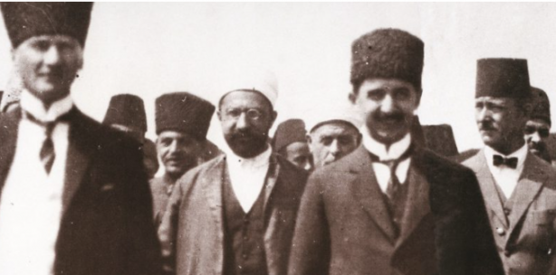 Foto - Bir başka açıdan Lozan! "Yurtta sulh, cihanda sulh" mu? "Hazır ol cenge ister isen sulh u salâh"mı?