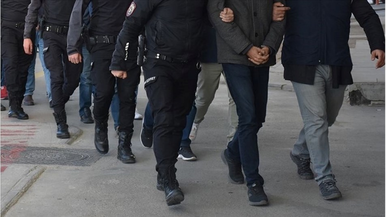 Bir bitmediler gitti! Türkiye güne kritik kurumdaki FETÖ operasyonuyla uyandı