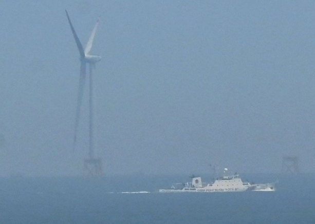 Foto - Bir bölgede daha savaş çanları! Abluka altına aldılar: 9 gemi 32 askeri uçak bölgede