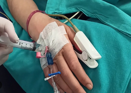 Bir bu eksikti! Yeni çılgınlığın adı serum… Doktorlar isyan etti: Tehlikesi çok büyük