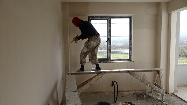 Foto - Bir de 'iş yok' diyorlar! Aylık 70 bin TL'ye çalışacak usta bulamıyorlar