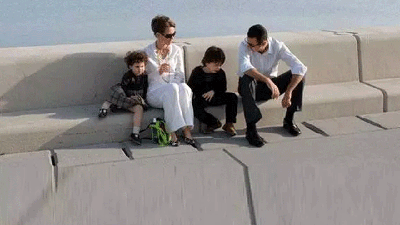 Foto - Bir devrik liderin ibretlik sonu! Katil Esed'in oğlu nasıl kaçtıklarını anlattı