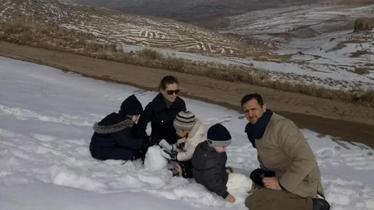 Foto - Bir devrik liderin ibretlik sonu! Katil Esed'in oğlu nasıl kaçtıklarını anlattı