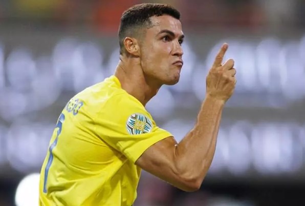 Foto - Bir devrin sonu! Ronaldo futbolu bırakacağı tarihi açıkladı