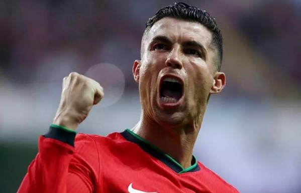 Foto - Bir devrin sonu! Ronaldo futbolu bırakacağı tarihi açıkladı