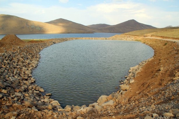 Foto - Bir doğa harikası: Ağrı Balık Gölü