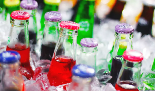 Foto - Bir firma daha yerli kola ve fanta üretti! Fiyatı, Coca Cola'nın market raflarından inmesine sebep olacak