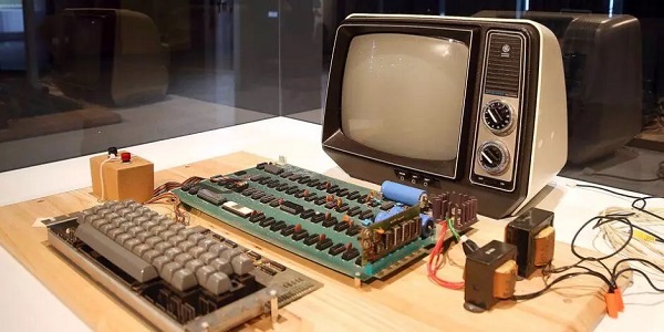 Foto - Bir garajda yapılmıştı! Apple’ın ilk bilgisayarında sürpriz gelişme