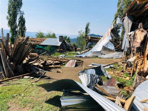Foto - Bir ilçemiz kabusu yaşadı! Evler yerle bir oldu