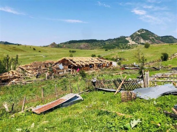 Foto - Bir ilçemiz kabusu yaşadı! Evler yerle bir oldu