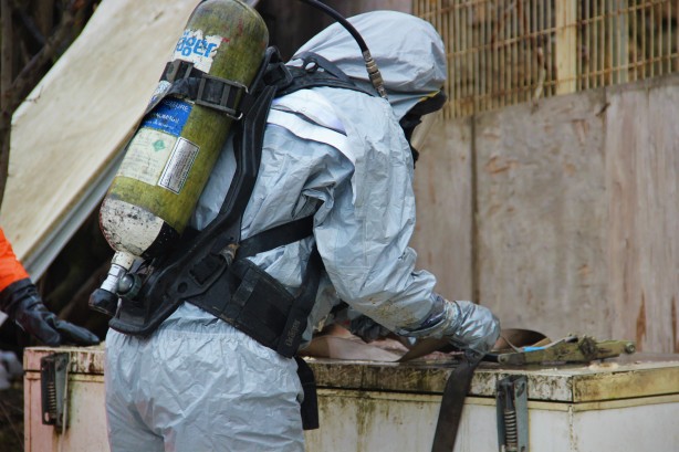 Foto - Bir ilimizde kimyasal madde paniği! Ekipler alarma geçti