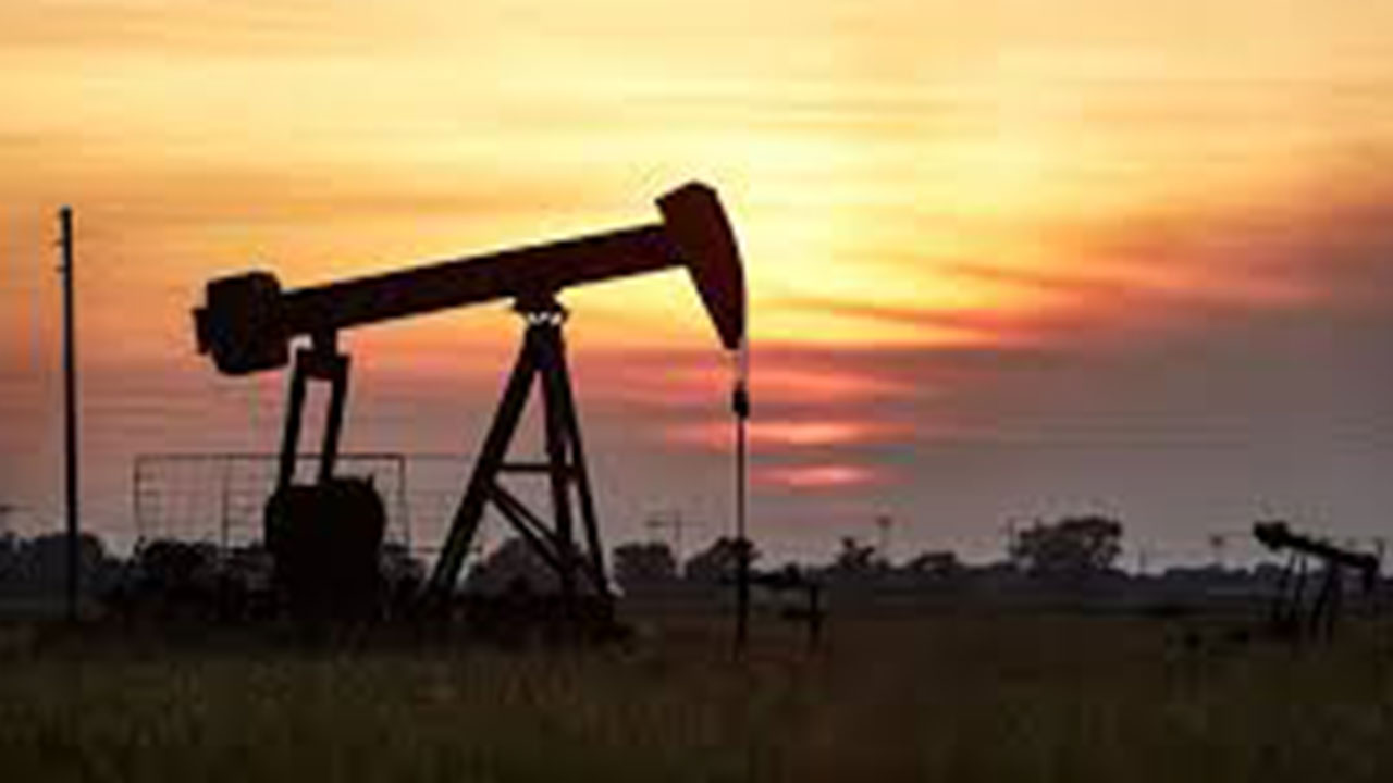 Foto - Bir ilimizde petrol sesleri yükseldi! Yerin 2500 metre altına iniliyor