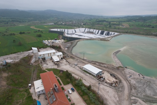 Foto - Bir ilçenin başına talih kuşu kondu! İnanılmaz rezerv, her yerden fışkırıyor
