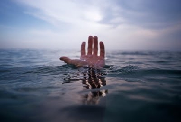 Foto - Bir insan gerçekte nasıl boğulur?