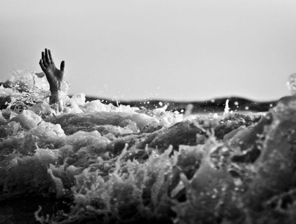 Foto - Bir insan gerçekte nasıl boğulur?