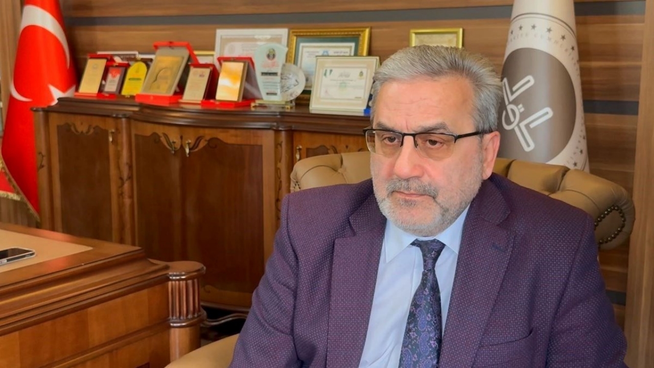 Foto - "Bir kadeh de Diyanet için içiyorum" diyen Volkan Konak’a "Sahnede geberdi" demişti! Eski Çatalca Müftüsü ile ilgili flaş gelişme