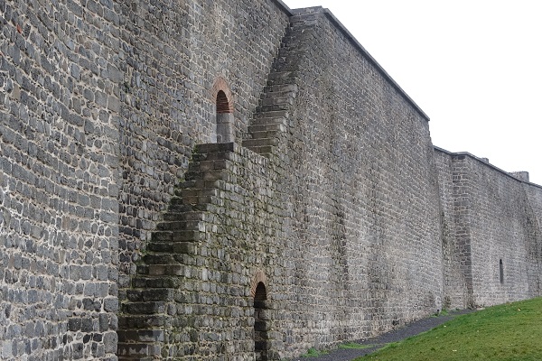 Foto - Bir kare fotoğraf için canlarını böyle tehlikeye atıyorlar