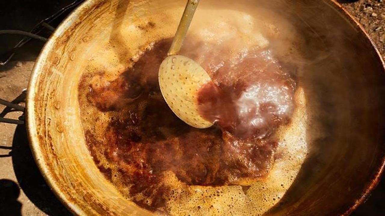 Foto - Bir kaşığı mucize gibi! Saniyeler içinde kana karışıyor, tansiyonu 12-8'e çakıyor