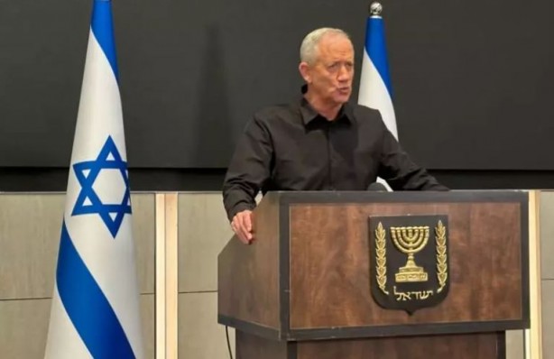 Foto - Bir katil gidiyor başka bir katil geliyor! Anketlerde önde