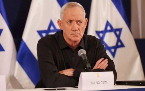 Foto - Bir katil gidiyor başka bir katil geliyor! Anketlerde önde