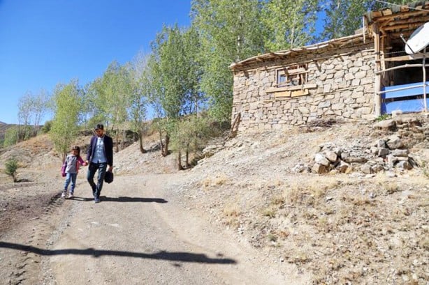 Foto - Bir kere de takdir edin be! Bu haberi kör gözünüze sokuyoruz