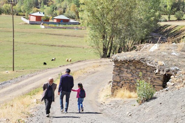 Foto - Bir kere de takdir edin be! Bu haberi kör gözünüze sokuyoruz