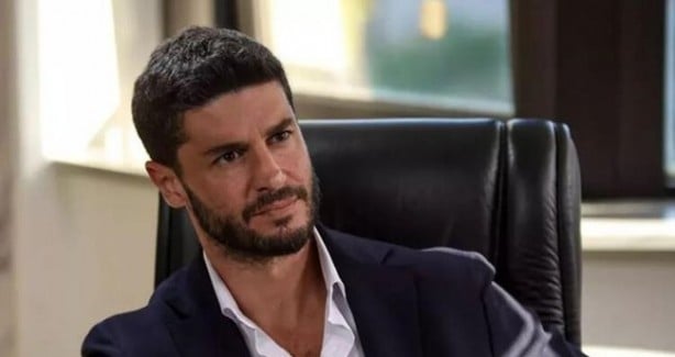 Foto - Bir Küçük Gün Işığı başrolü Berk Oktay'dan deprem çağrısı: Yardımlarınızı oraya yapın