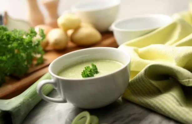 Foto - Bir kutu ilaca bedel çorba