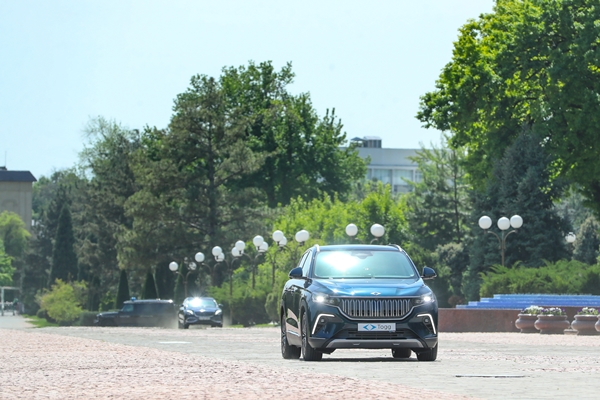 Foto - Bir lider daha TOGG'u teslim aldı... Cumhurbaşkanı Erdoğan'dan "hayırlı olsun" mesajı