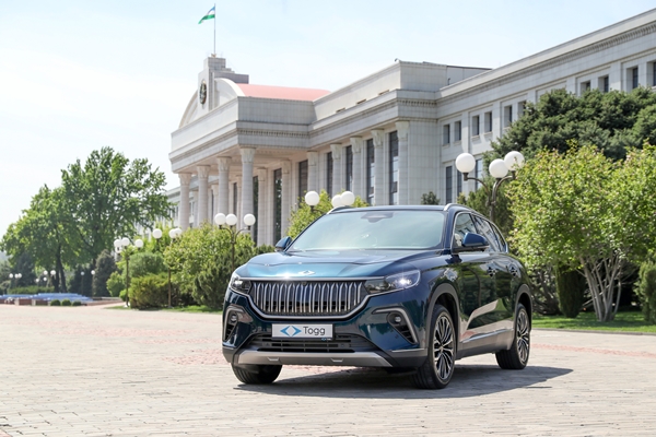 Foto - Bir lider daha TOGG'u teslim aldı... Cumhurbaşkanı Erdoğan'dan "hayırlı olsun" mesajı