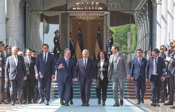 Foto - Bir lider daha TOGG'u teslim aldı... Cumhurbaşkanı Erdoğan'dan "hayırlı olsun" mesajı