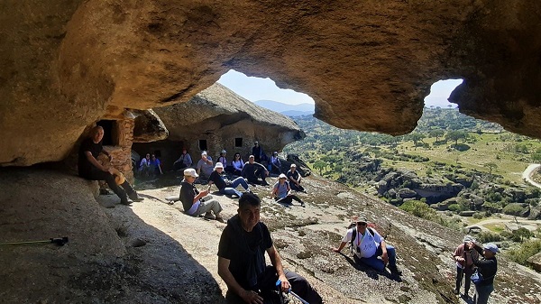 Foto - Bir örneği Arjantin'de! Doğaseverler Madran Dağı'na akın ediyor